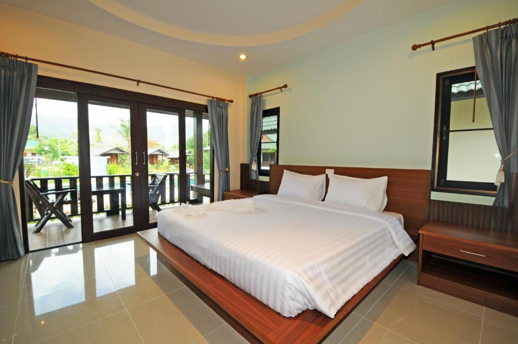 Phatcharee Resort Baan Tai Habitación foto
